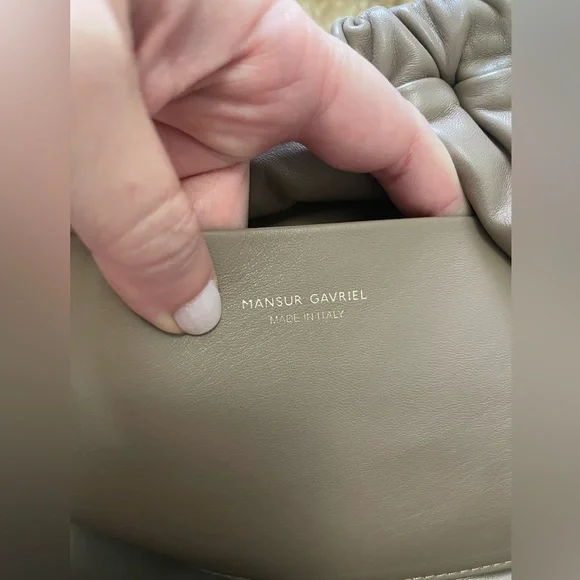 Mansur Gavriel Oversized Cloud Clutch in Biscotto - Picture 8 of 8